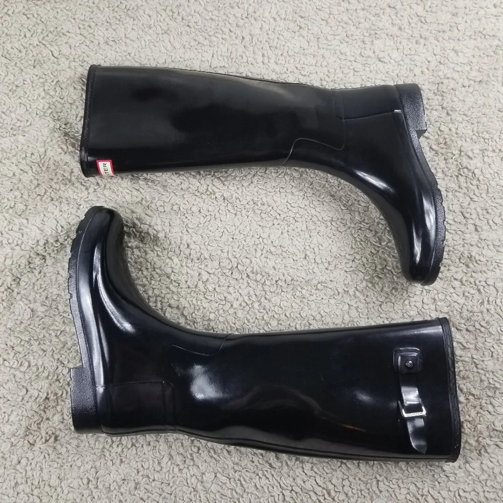 Hunter Black Gloss Tall Rain Boots